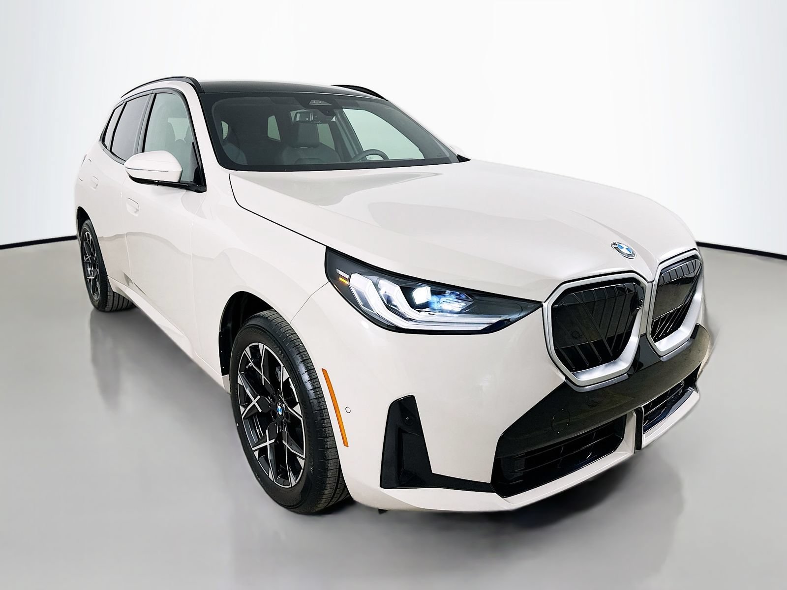 New 2026 BMW X3 xDrive30i w/ Premium Package AWD/4WD image 3