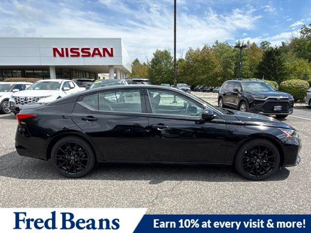 New 2026 Nissan Altima 2.5 SR w/ SR Midnight Edition Package FWD image 11
