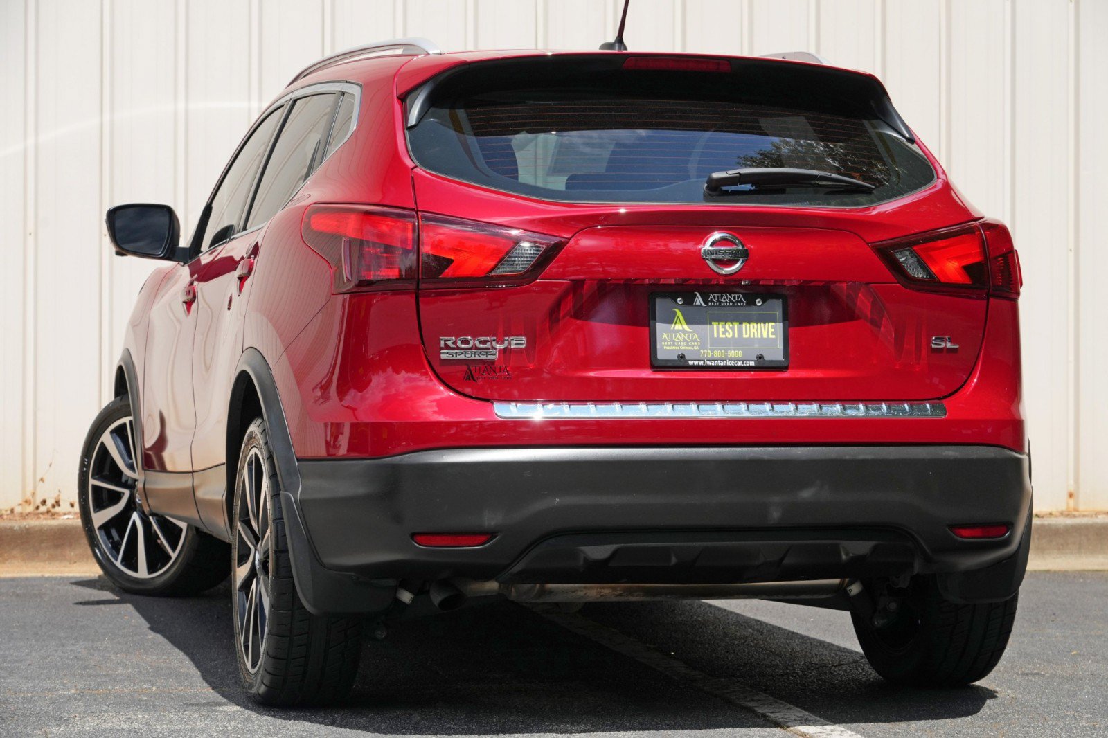 Used 2018 Nissan Rogue Sport SL w/ SL Premium Package FWD image 5
