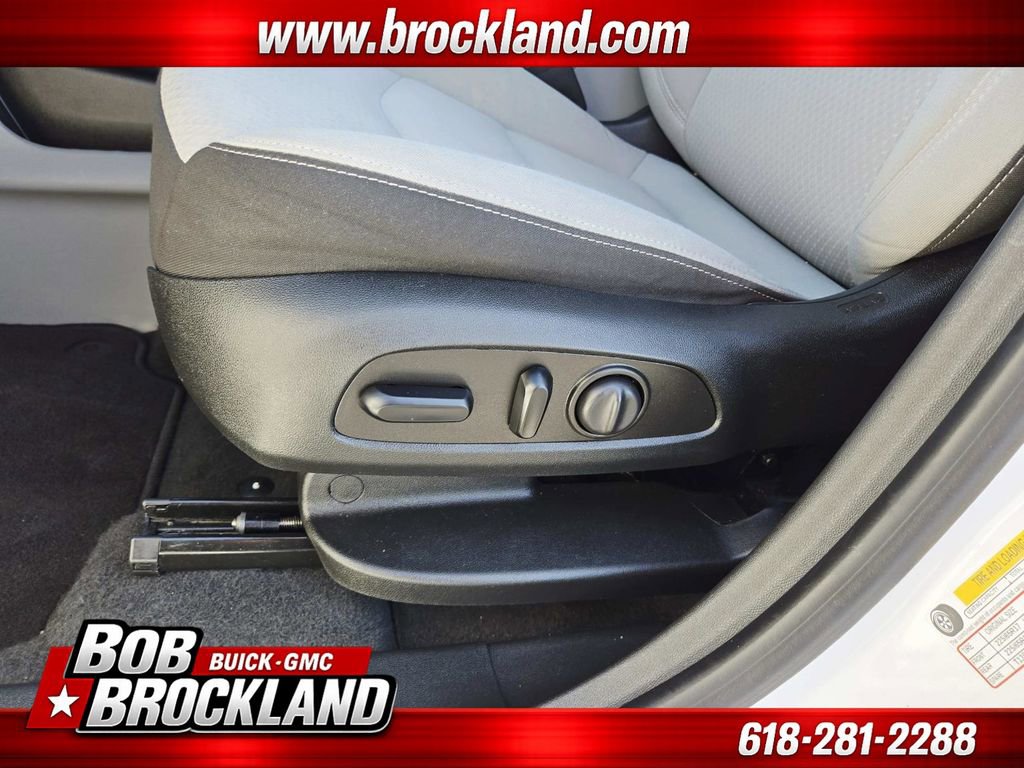 Used 2023 GMC Terrain SLE w/ Driver Convenience Package AWD/4WD image 36