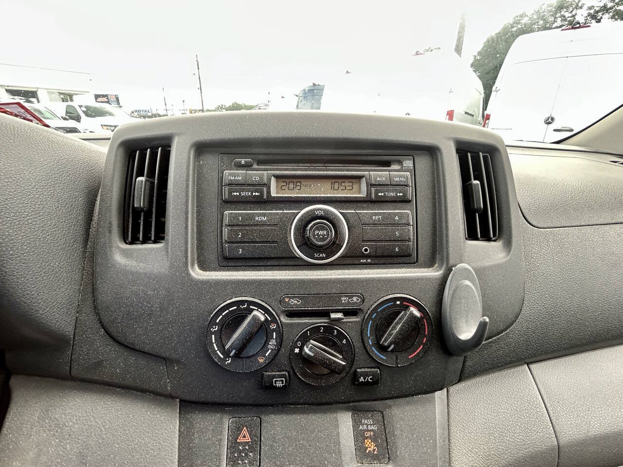 Used 2014 Nissan NV200 S w/ Back Door Glass Package FWD image 9