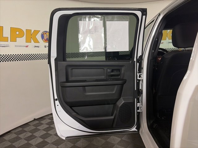 Used 2025 RAM 2500 Tradesman w/ Chrome Appearance Group image 17