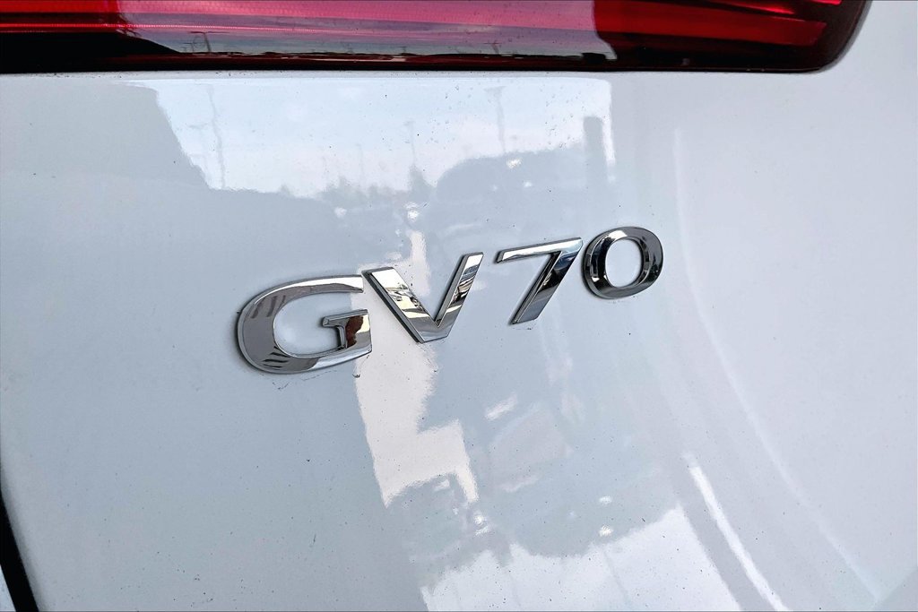 New 2026 Genesis GV70 2.5T Sport Prestige w/ G1 Accessory Package AWD/4WD image 32