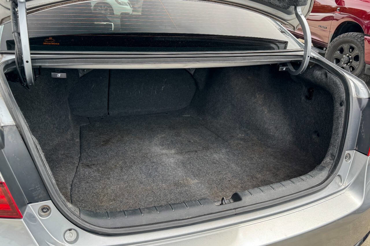 Used 2017 Honda Accord EX-L image 16