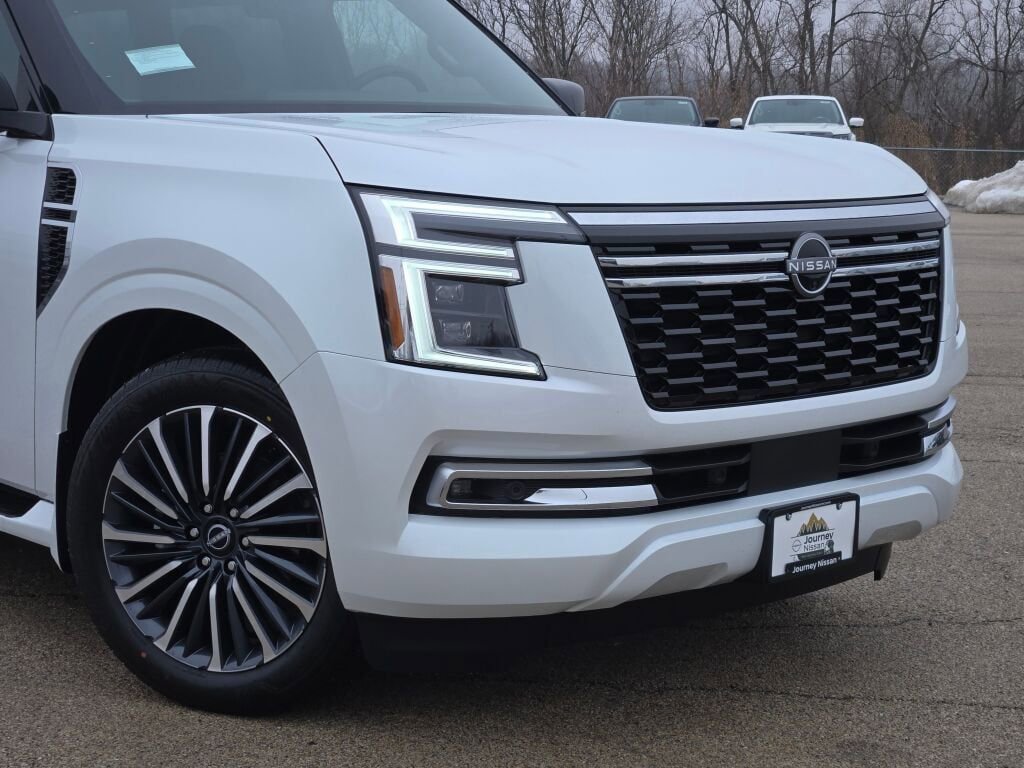 New 2026 Nissan Armada Platinum Reserve w/ Accent Package image 3