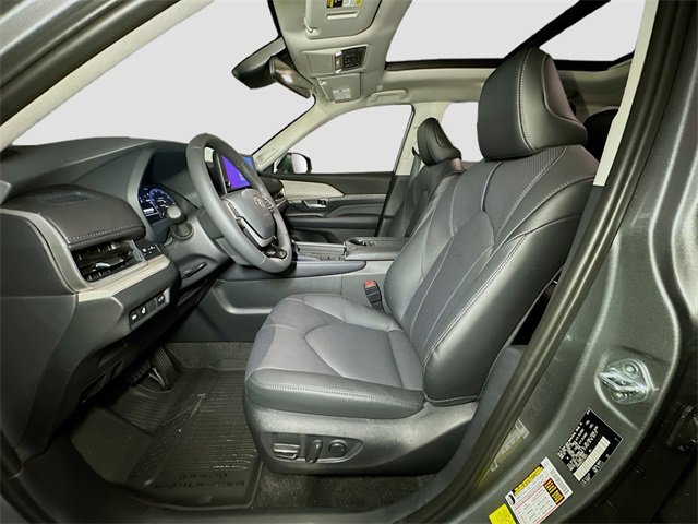 New 2026 Toyota Grand Highlander Limited image 14