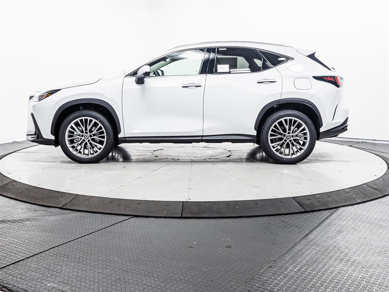New 2026 Lexus NX 350 AWD w/ Accessory Package (2T) image 8