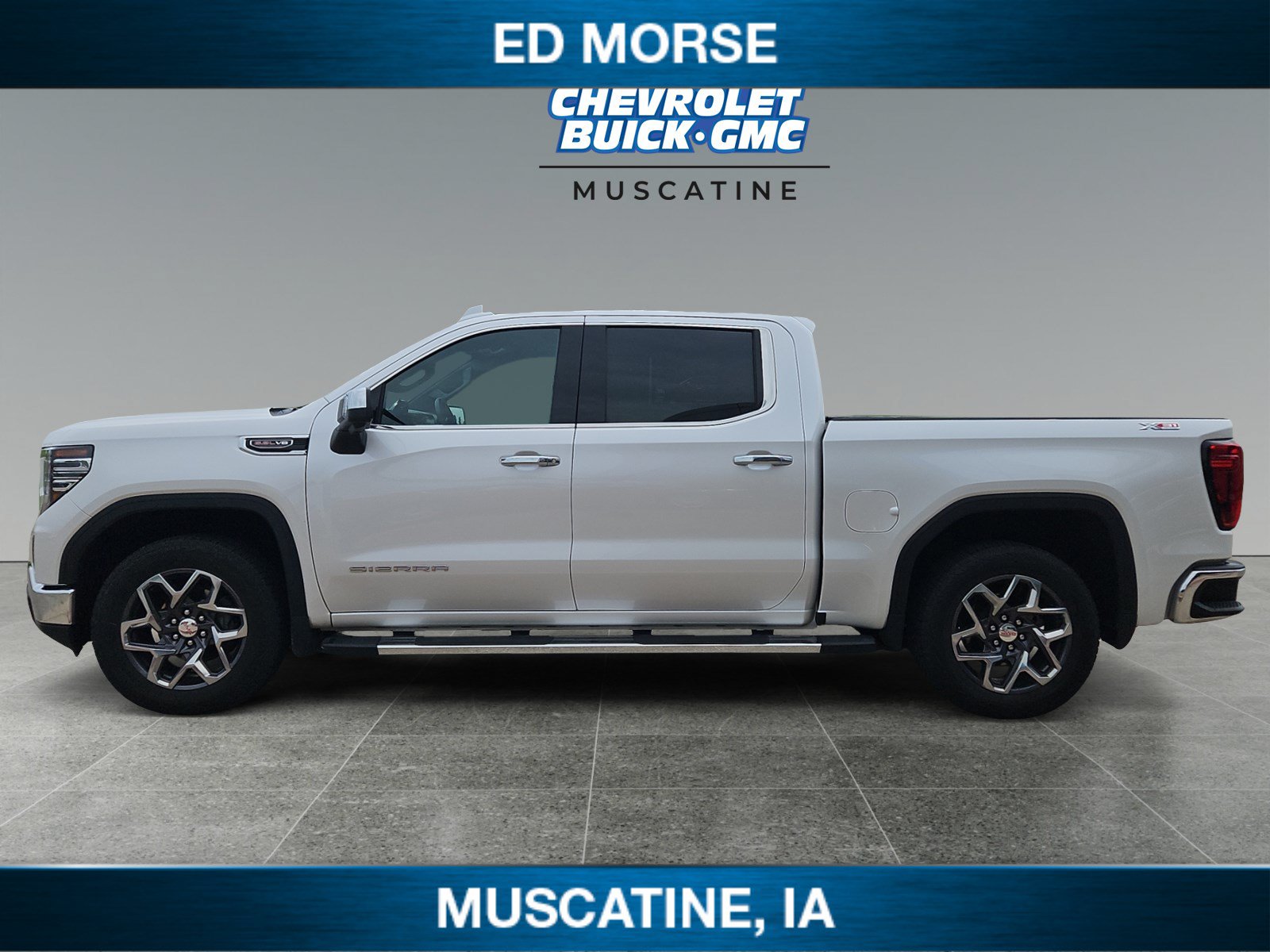 Certified 2024 GMC Sierra 1500 SLT w/ SLT Premium Plus Package AWD/4WD image 2