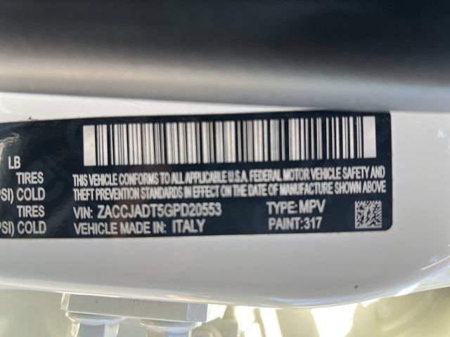 Used 2016 Jeep Renegade Limited FWD image 36