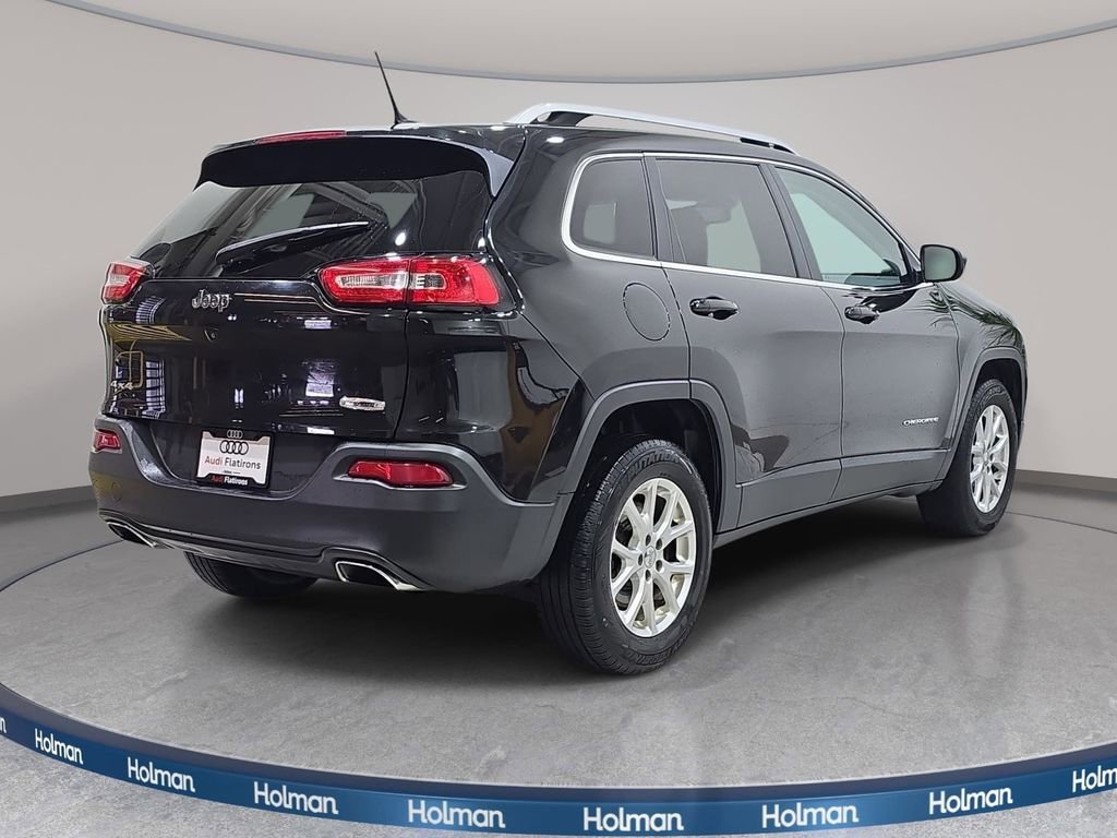 Used 2015 Jeep Cherokee Latitude AWD/4WD image 6