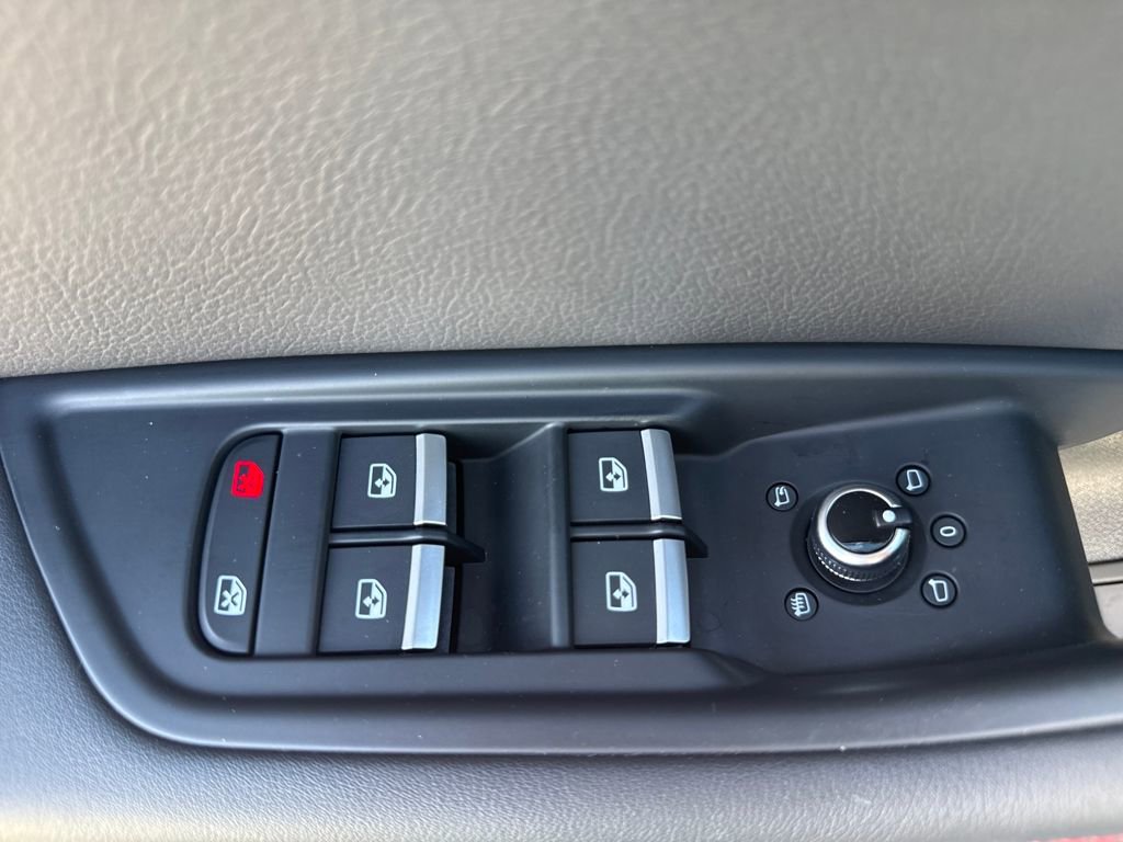 Used 2019 Audi A4 2.0T Premium Plus w/ Premium Plus Package image 15