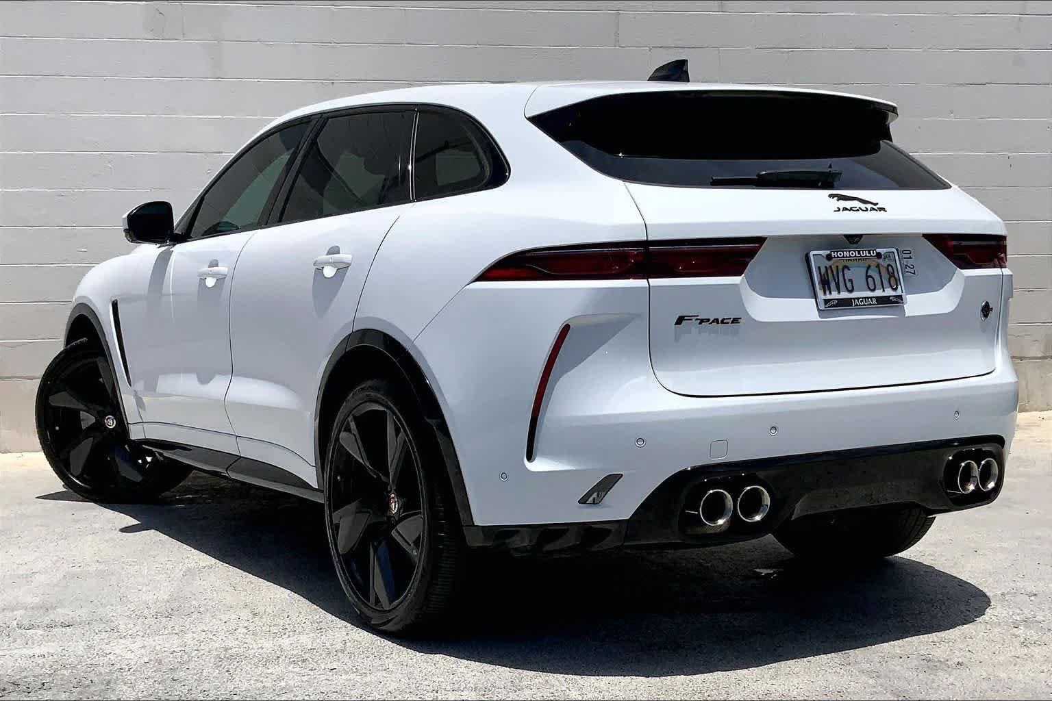 Used 2023 Jaguar F-PACE SVR AWD/4WD image 4