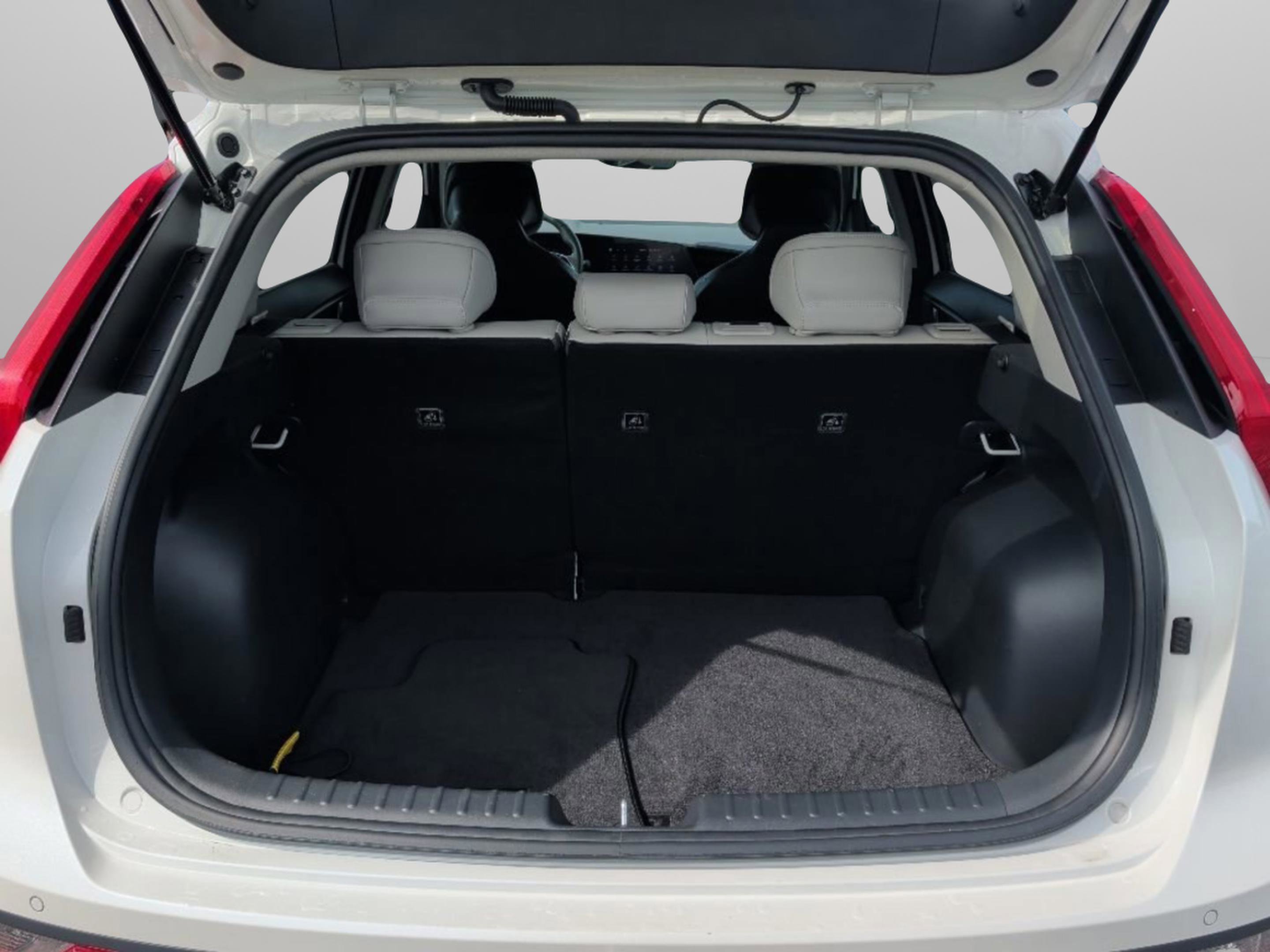 Used 2023 Kia Niro EX FWD image 33