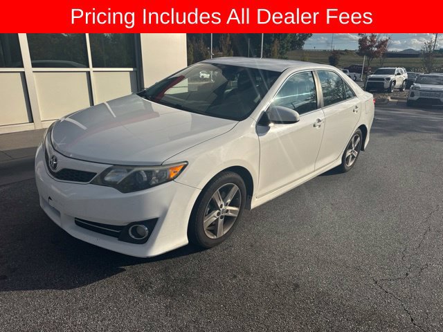 Used 2014 Toyota Camry SE