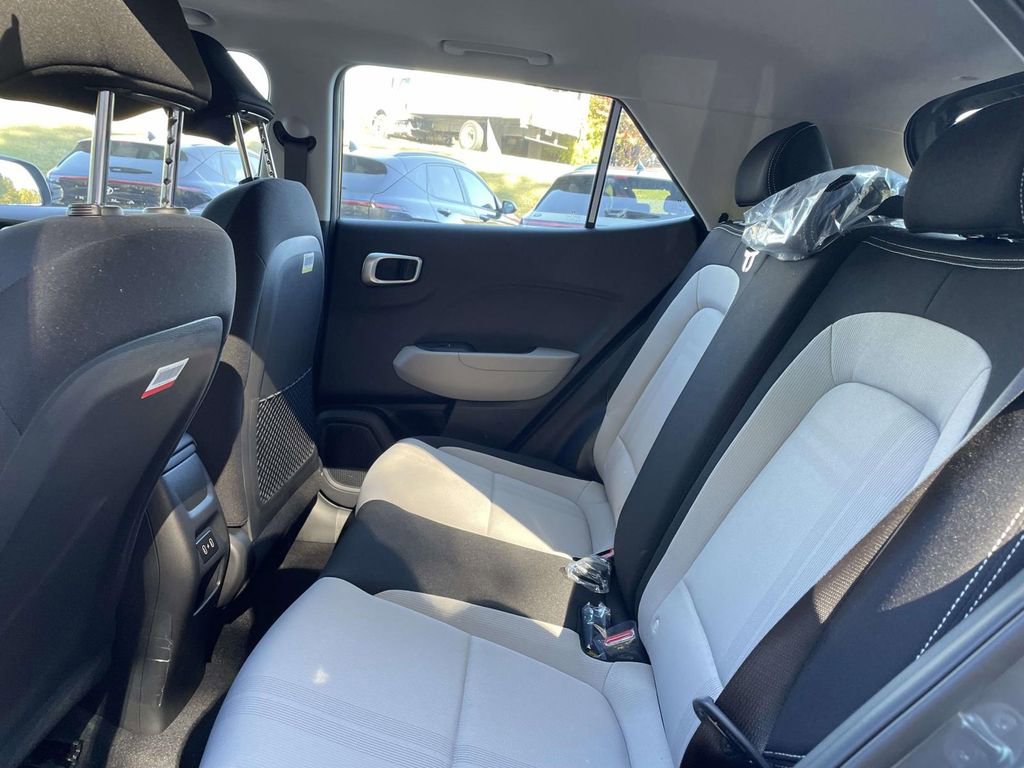 New 2026 Hyundai Venue SEL image 10