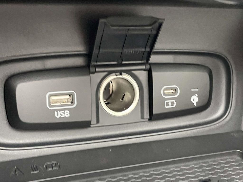 New 2026 Hyundai Venue SEL image 28