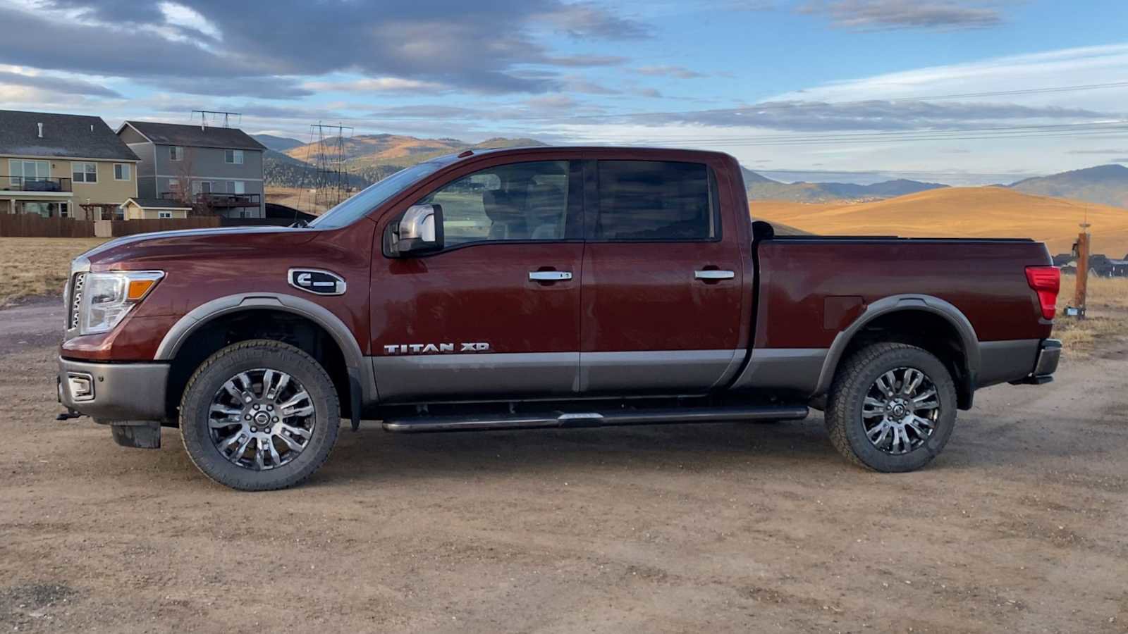 Used 2018 Nissan Titan Platinum Reserve w/ Platinum Utility Package image 5