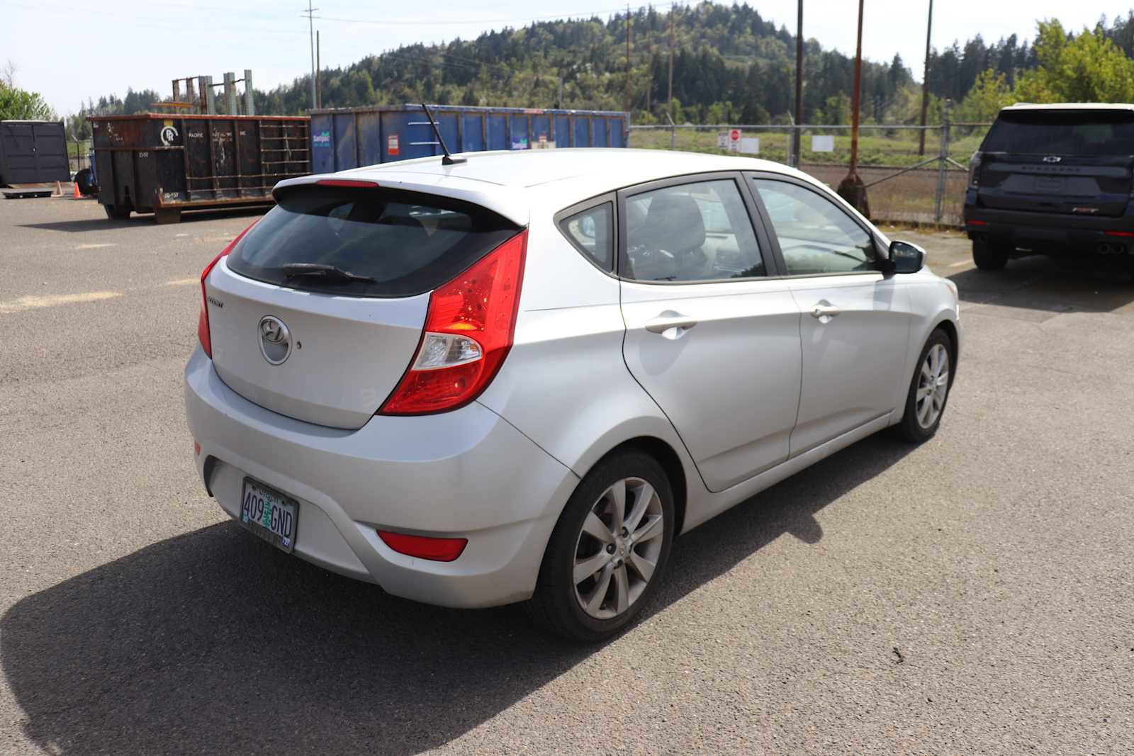 Used 2012 Hyundai Accent SE image 5