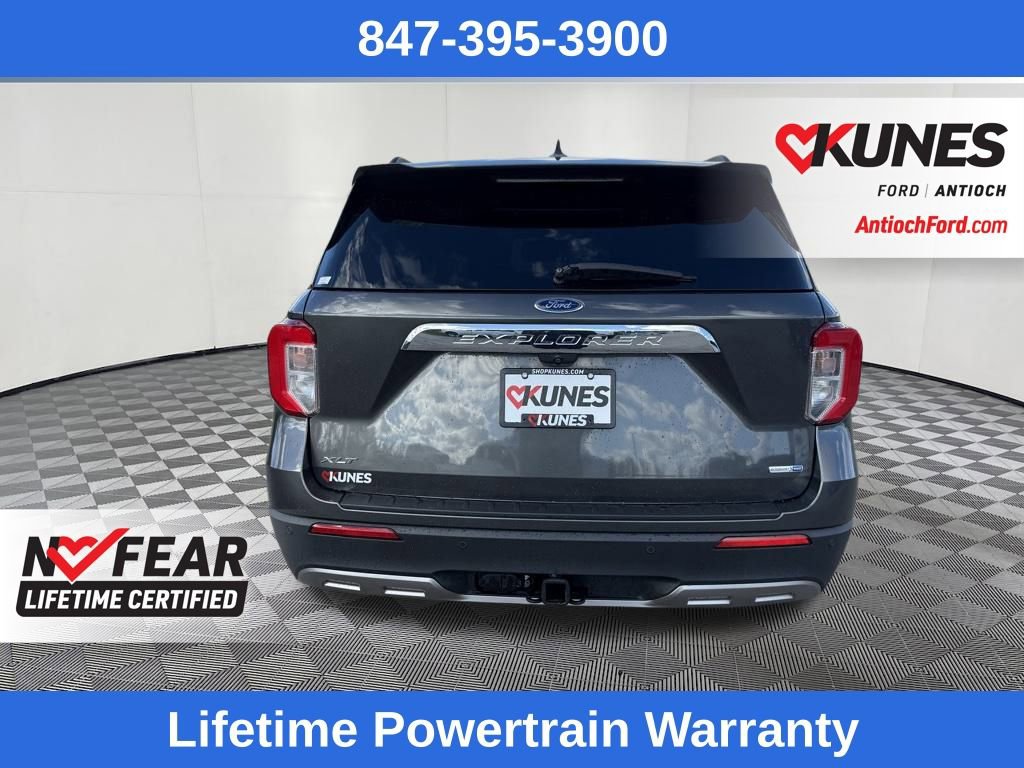 Used 2020 Ford Explorer XLT w/ Equipment Group 202A image 4