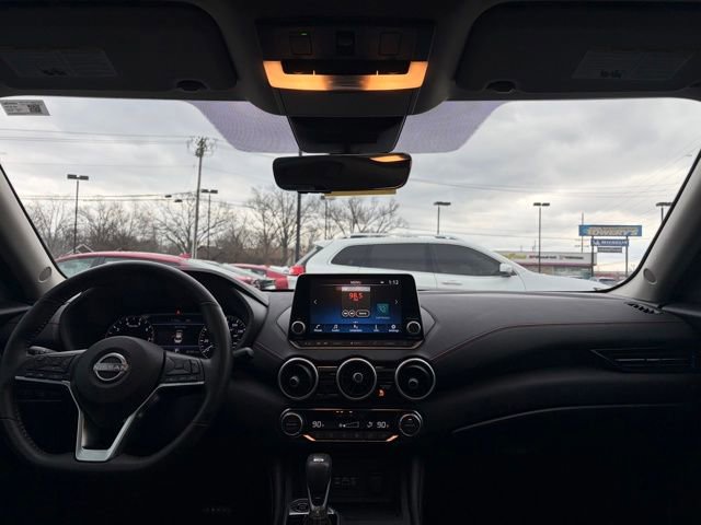 Used 2024 Nissan Sentra SR w/ SR Premium Package image 14