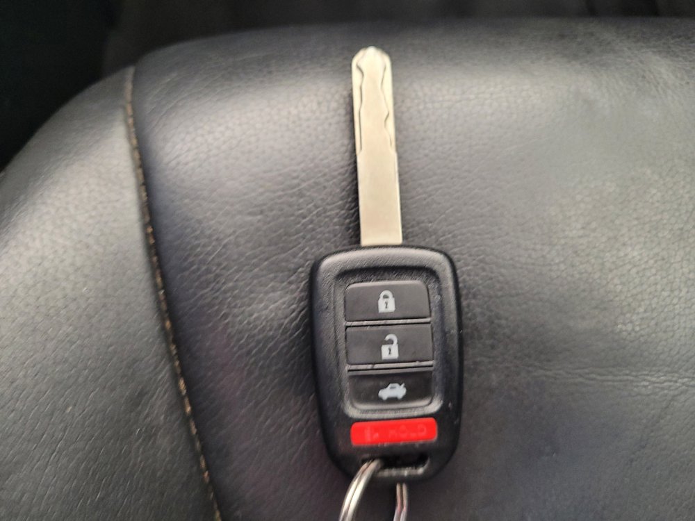 Used 2015 Honda Accord Sport image 32