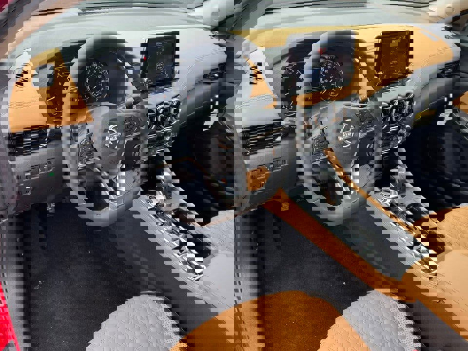 New 2025 Nissan Sentra SV w/ SV Premium Package image 14