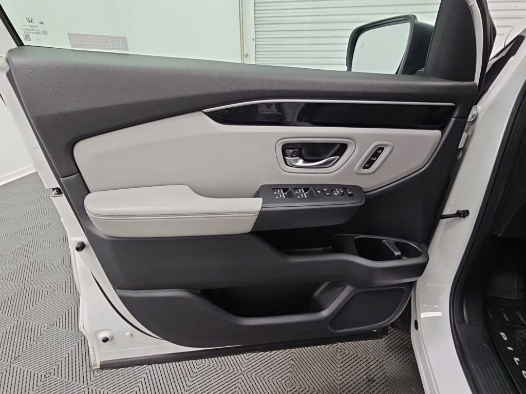 Used 2023 Honda Pilot EX-L image 29