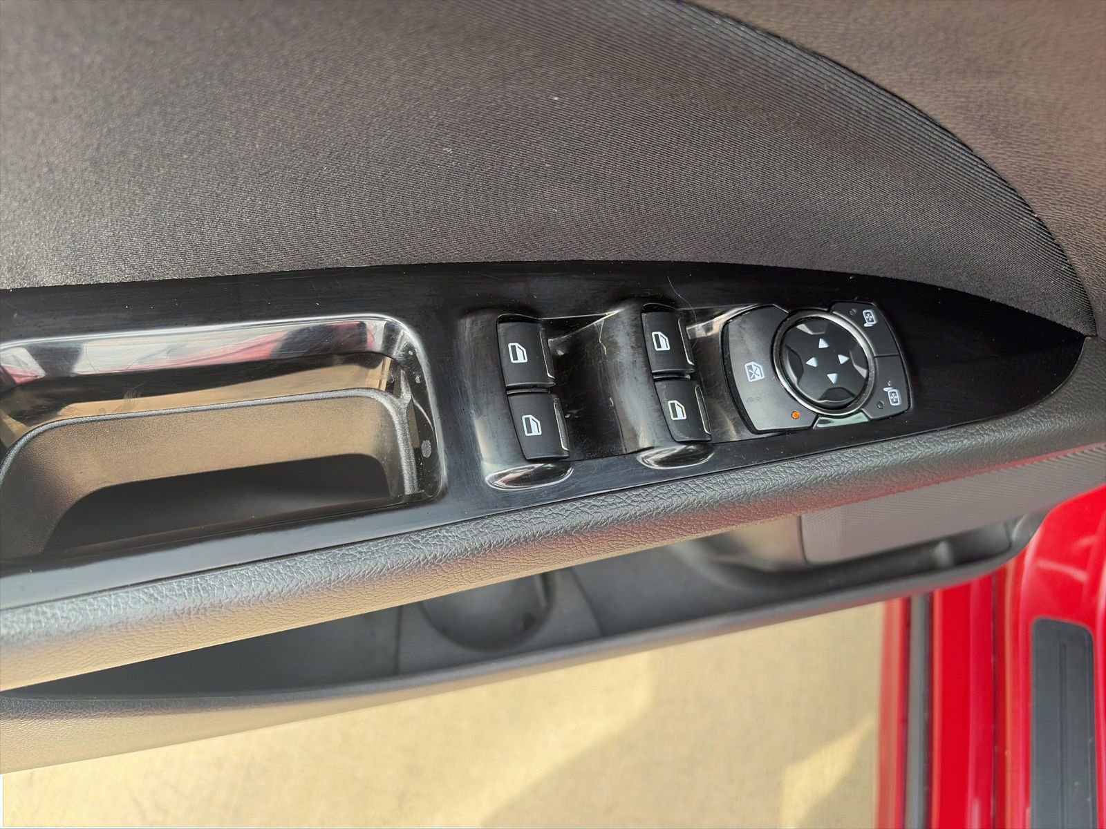 Used 2016 Ford Fusion SE image 14