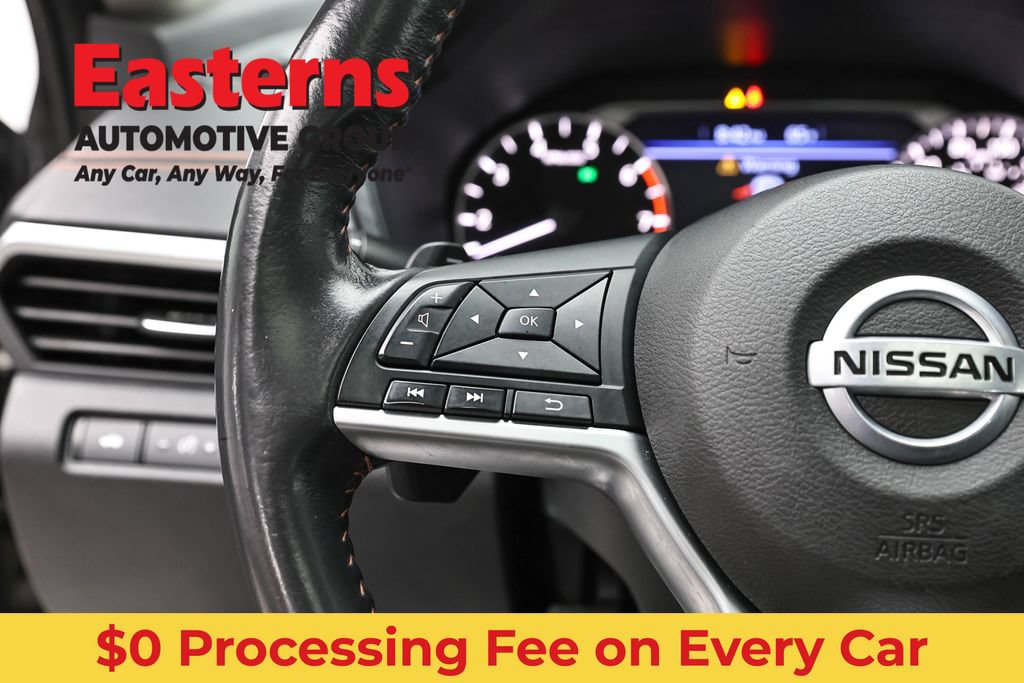 Used 2022 Nissan Altima 2.0 SR FWD image 15