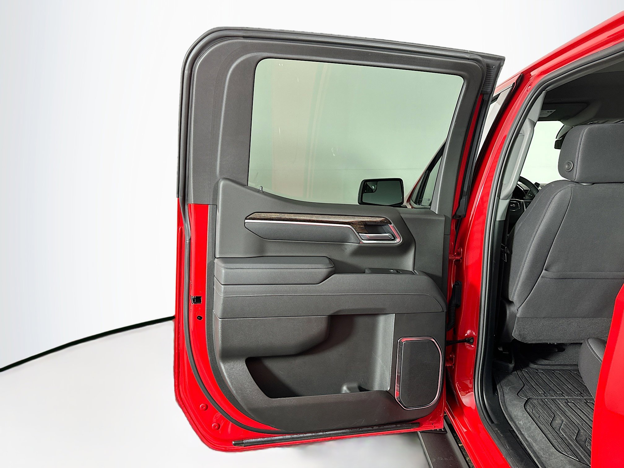 Used 2025 GMC Sierra 1500 Elevation image 25