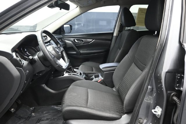 Used 2020 Nissan Rogue SV AWD/4WD image 7