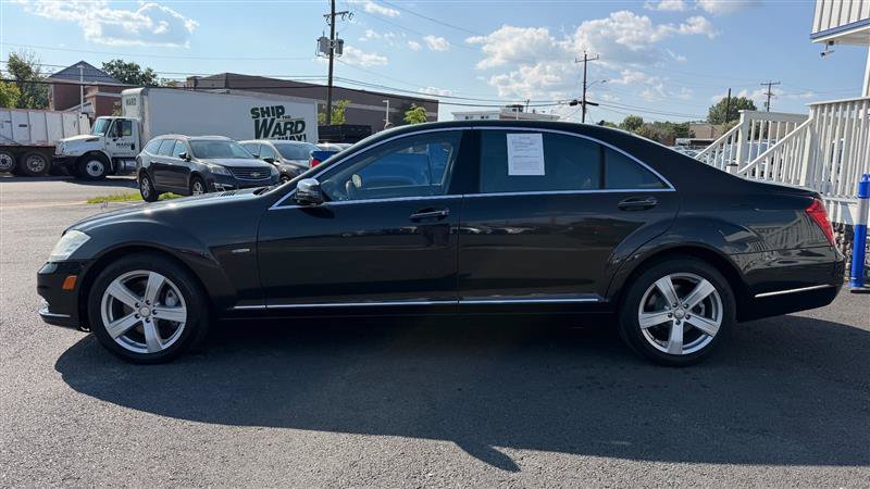 Used 2012 Mercedes-Benz S 550 4MATIC image 3