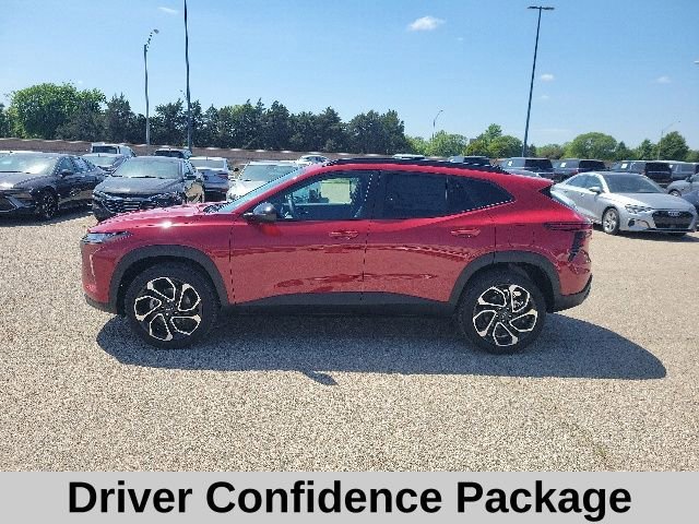 New 2026 Chevrolet Trax RS w/ Driver Confidence Package FWD image 3