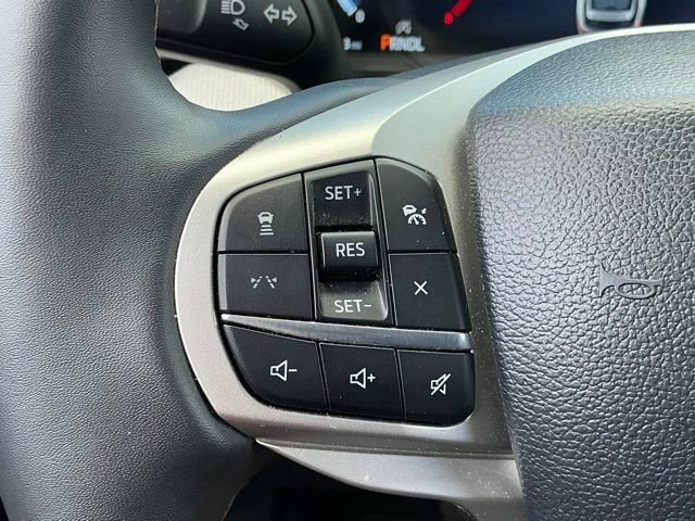 Used 2025 Ford Explorer Active w/ Active Comfort Package RWD image 31