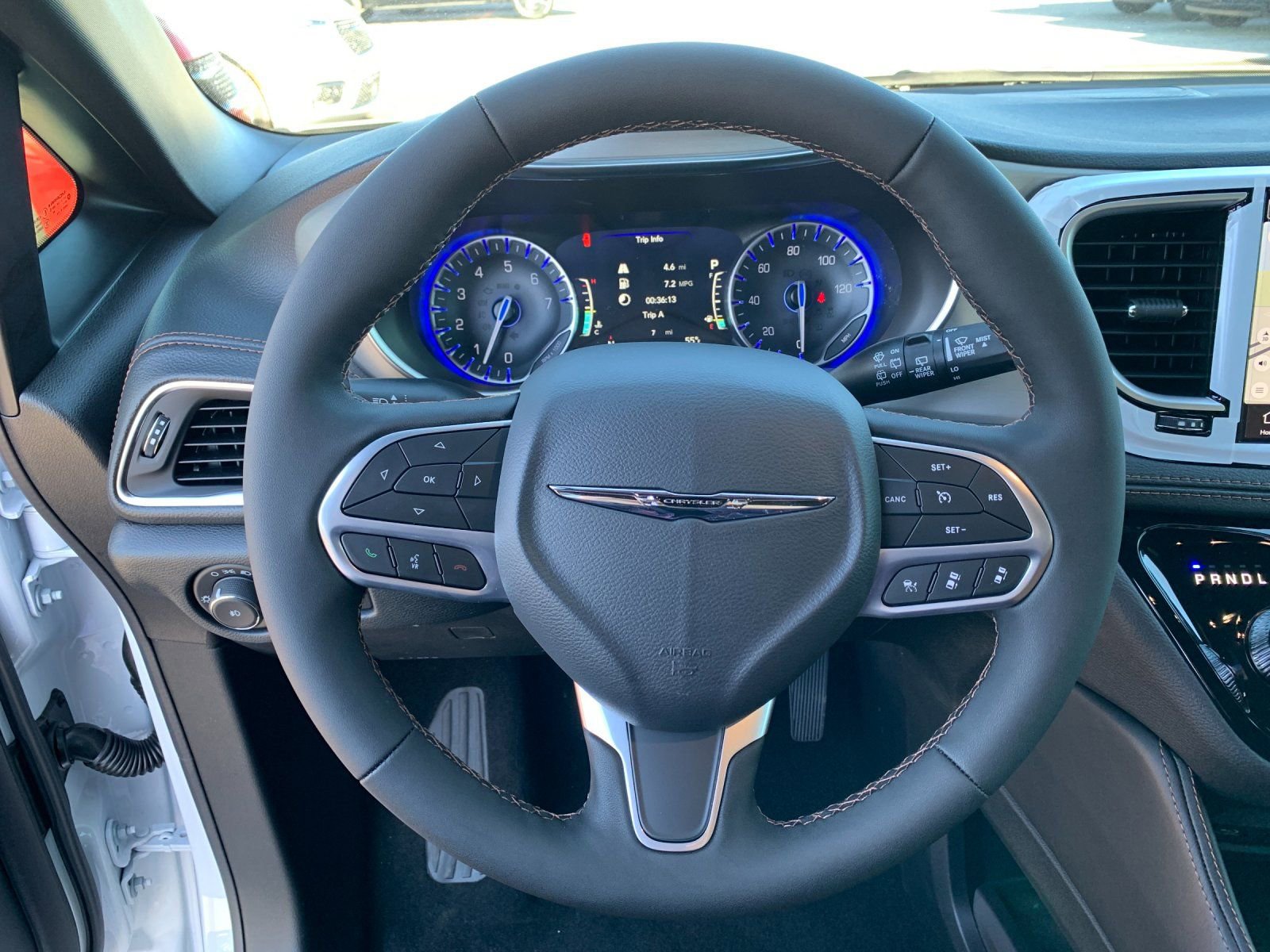 New 2026 Chrysler Pacifica Pinnacle image 30