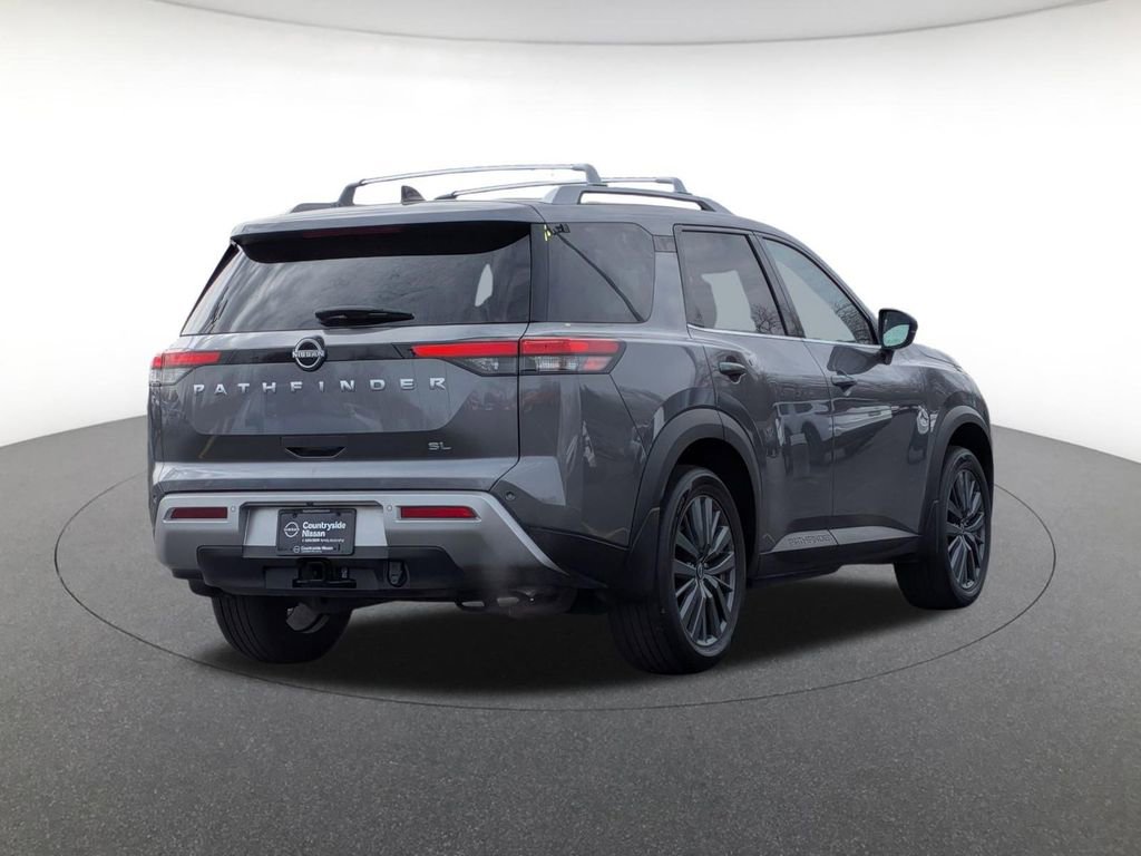 Used 2025 Nissan Pathfinder SL w/ SL Premium Package image 5