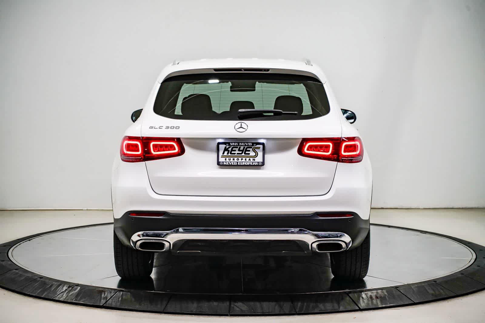 Used 2022 Mercedes-Benz GLC 300 image 3