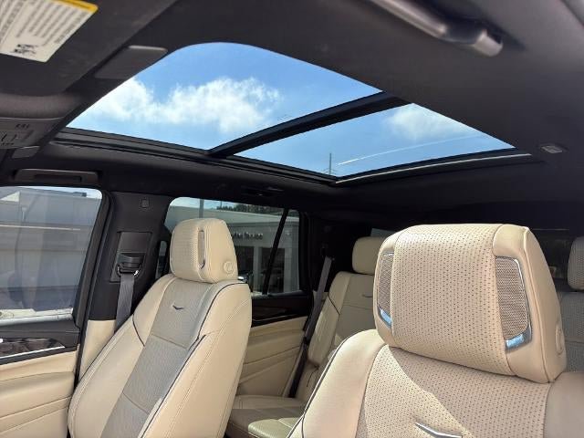 Certified 2023 Cadillac Escalade Premium Luxury RWD image 11