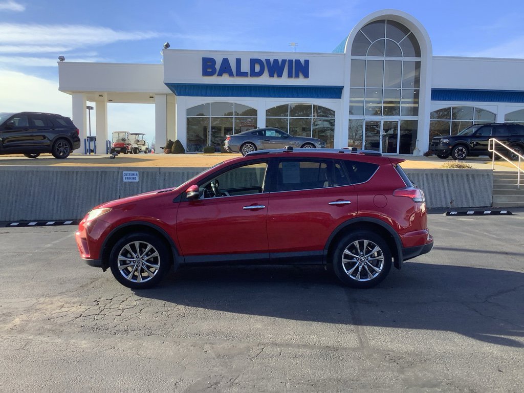 Used 2017 Toyota RAV4 Limited image 4