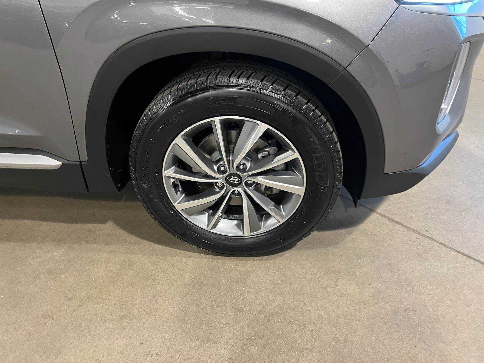 Used 2019 Hyundai Santa Fe Limited image 41