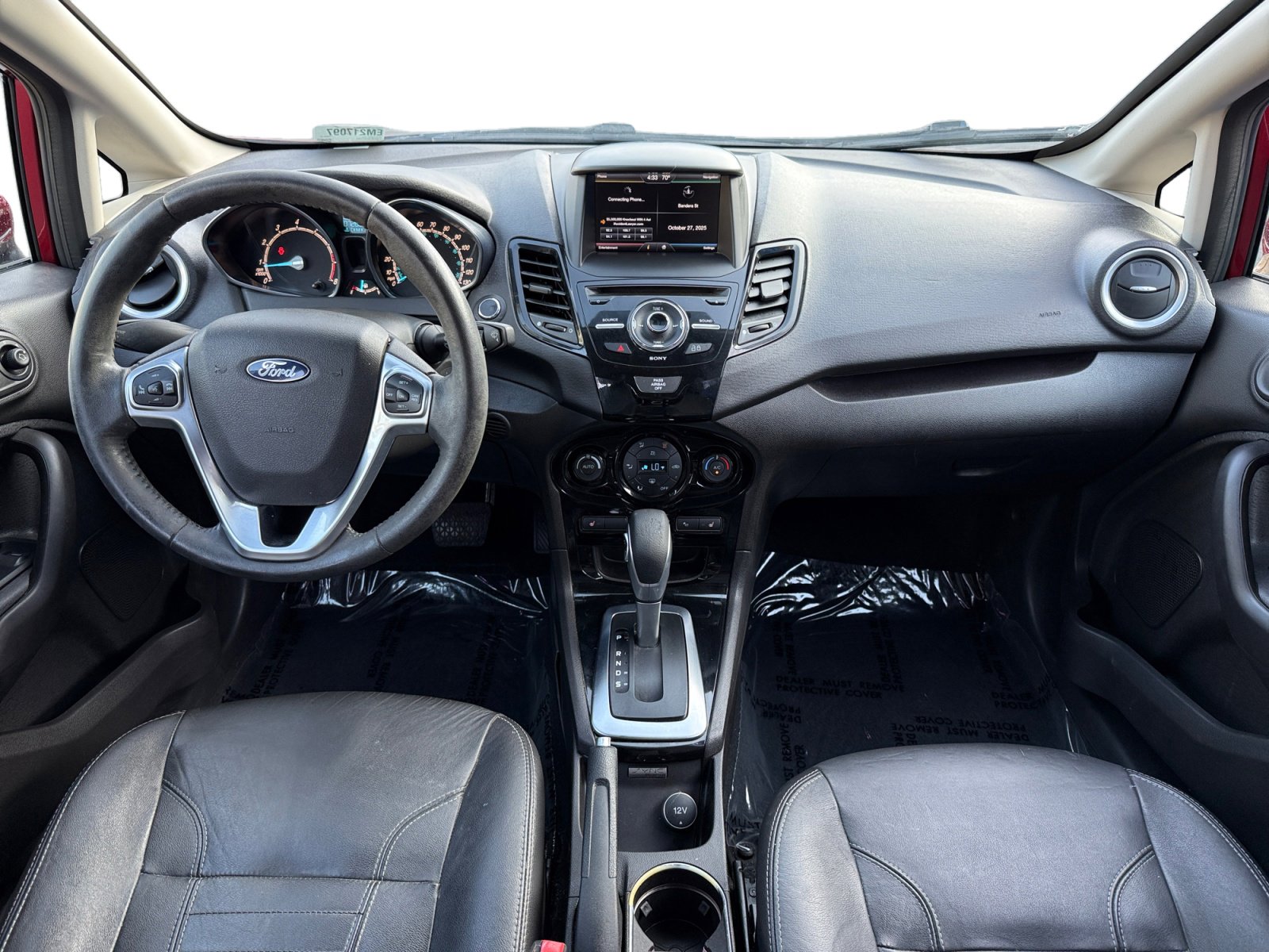 Used 2014 Ford Fiesta Titanium image 10