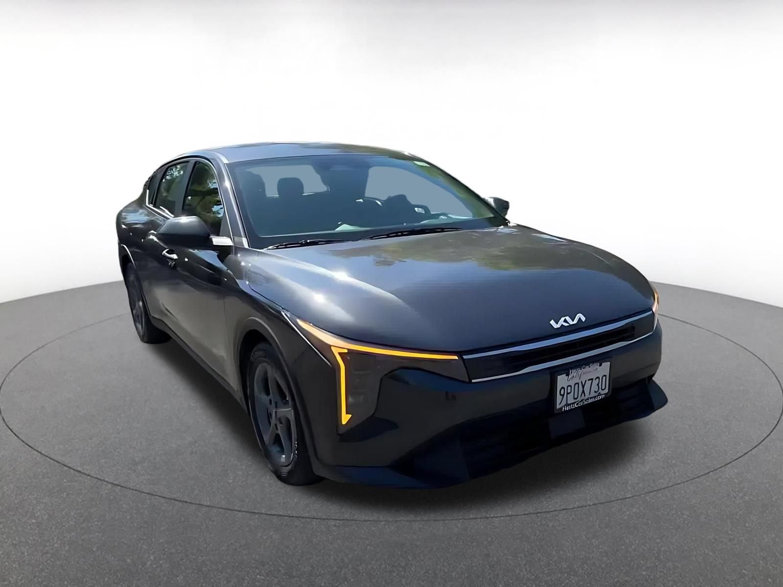 Used 2025 Kia K4 FWD image 3