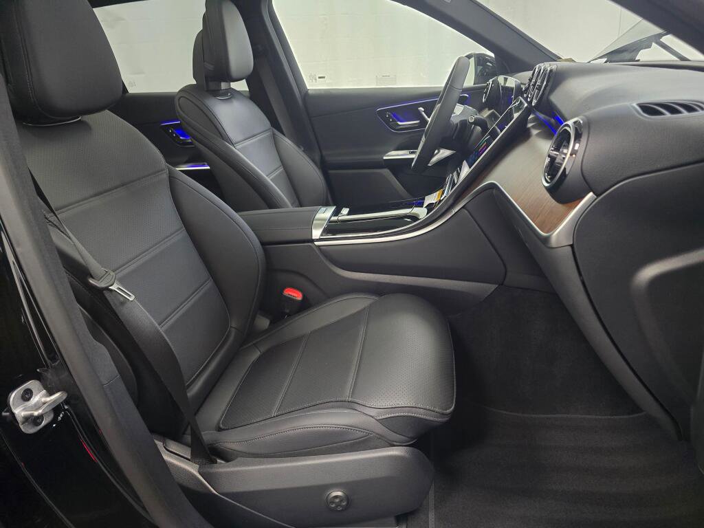 New 2026 Mercedes-Benz GLC 300 4MATIC image 27