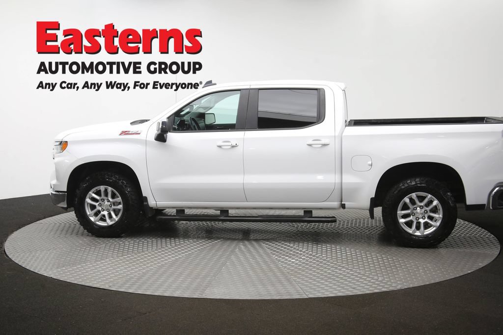 Used 2023 Chevrolet Silverado 1500 LT AWD/4WD image 58