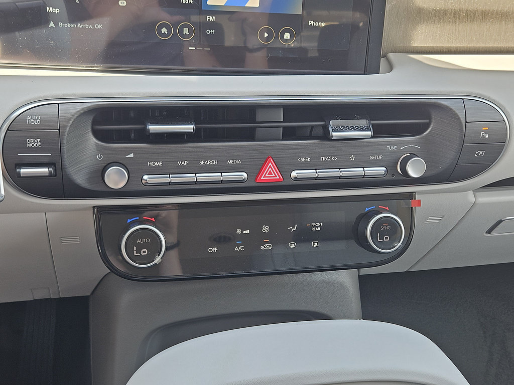 New 2026 Hyundai Palisade SE FWD image 18
