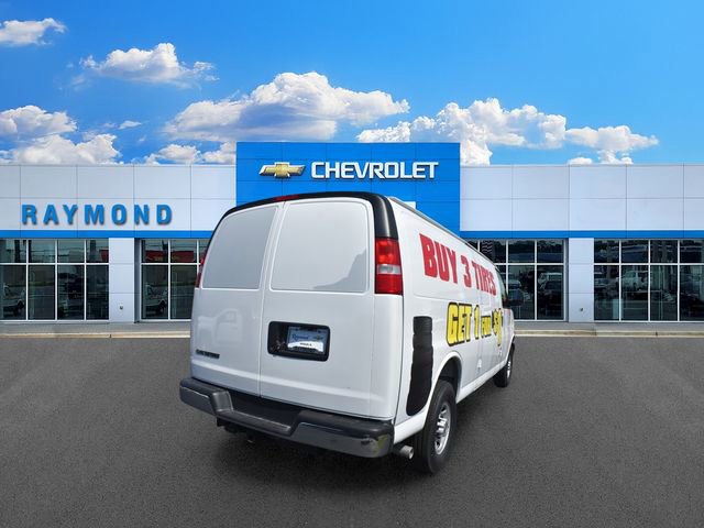 New 2025 Chevrolet Express 2500 Extended w/ Driver Convenience Package RWD image 4