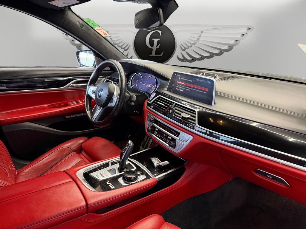 Used 2018 BMW M760i xDrive AWD/4WD image 18