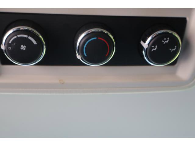 Used 2010 Dodge Journey SXT w/ Flexible Seating Group FWD image 13