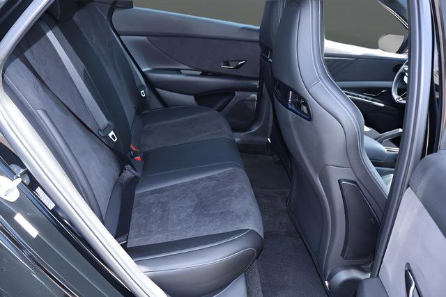 Used 2023 Hyundai Elantra N FWD image 17