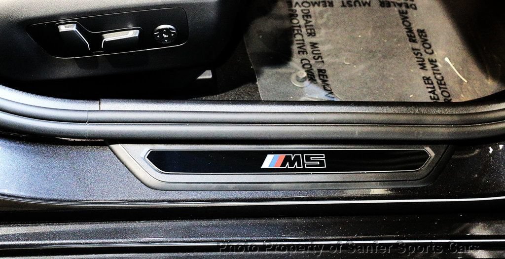 Used 2025 BMW M5 AWD/4WD image 37
